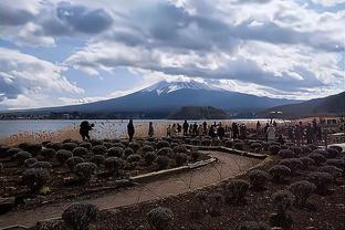 空砍三双！小萨博尼斯9中6拿到12分19板15助